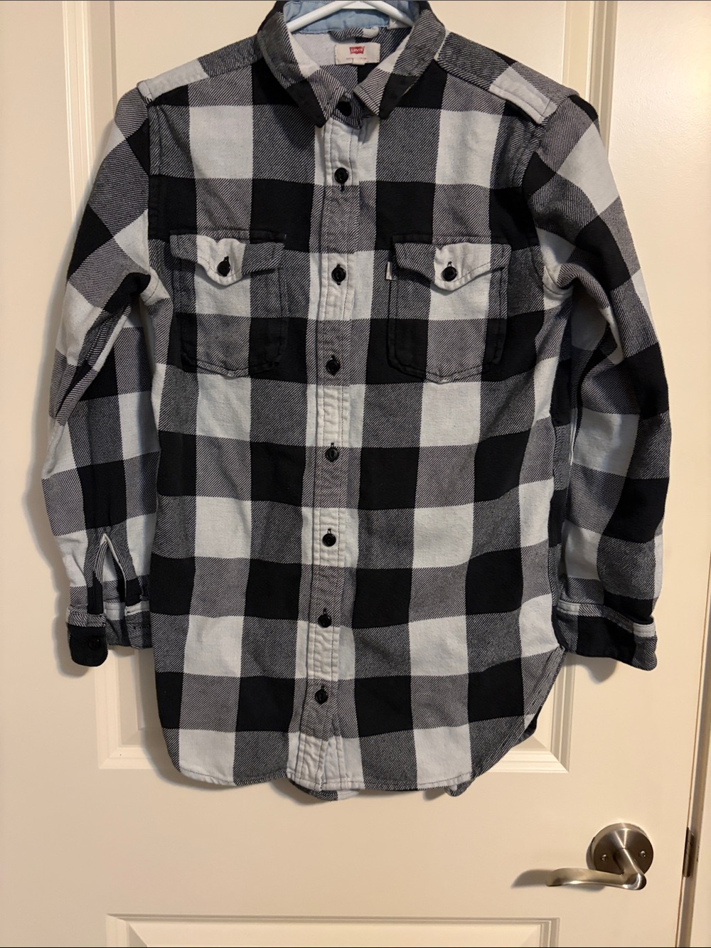 Levi's Black and Gray Buffalo Plaid Button-Up Shirt